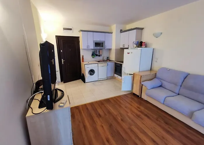 In Semiramida Gardens Sunny Апарт-отель 3*